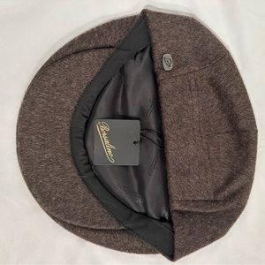 Newsboy Style Hat
